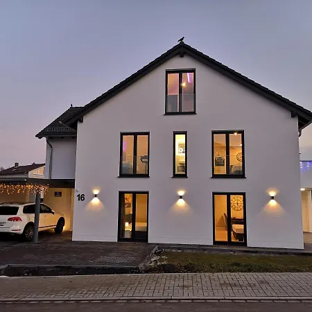 -neubau- 30qm Dach-apartment * Fulda